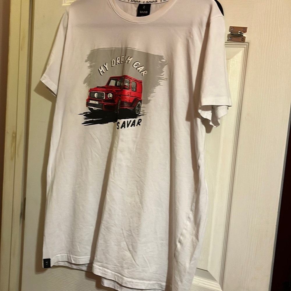 White T shirt